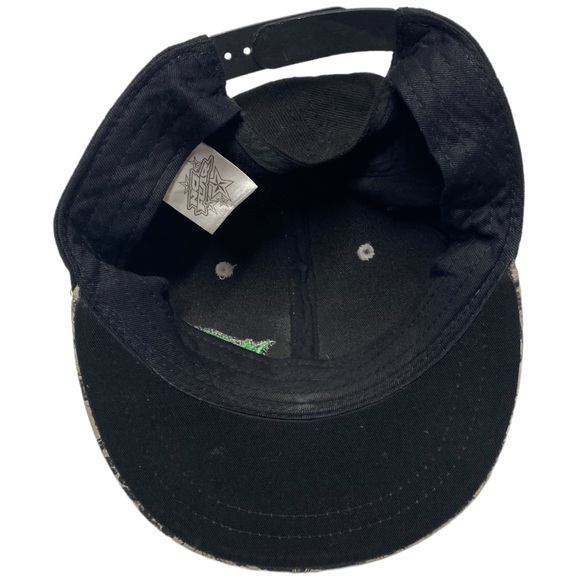 NO FEAR Hat Cap - Junior Adjustable Snapback Black Grey Skull Hologram Sticker - Picture 7 of 8